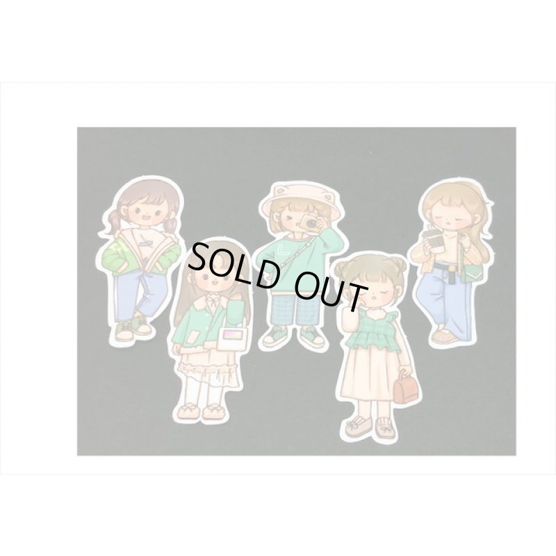 画像4: 女の子の春夏秋冬＊冬＊人物＊台紙も使える大きいシール＊20枚♪＊海外製