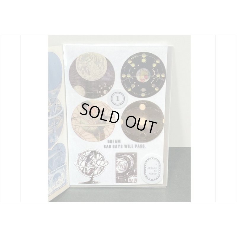 画像8: 防水PETシール帳＊宇宙＊ダイカット＊20シート＊海外製