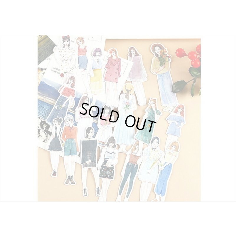 画像9: 19人の女の子＊ダイカットシール＊19枚＊海外製