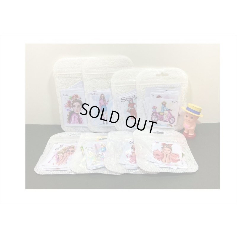 画像12: オシャレなレディ＊(2)・ピースサインの女性＊15枚＊海外製