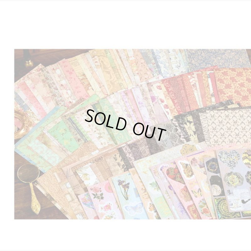 画像10: イエロー＊正方形のシールブック＊金箔入りダイカットシール付き＊20枚＊海外製